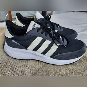Adidas Run 70s Lifestyle Shoes 9 1/2